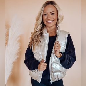 Metallic Puffer Vest- Silver